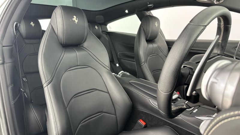 Used Ferrari GTC4Lusso 2018 for sale - 75084604: Photo 18