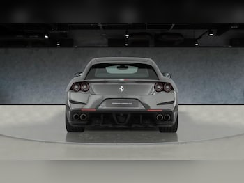 Used Ferrari GTC4Lusso 2018 for sale - 75084604: Photo