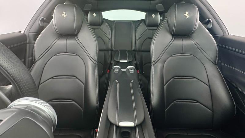 Used Ferrari GTC4Lusso 2018 for sale - 75084604: Photo 6