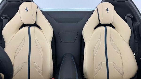 Used Ferrari 812 GTS 2022 for sale - 75113428: Photo 6