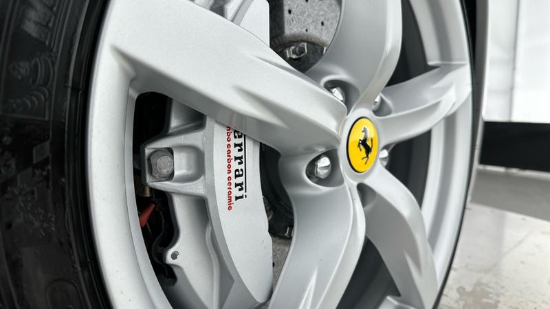Used Ferrari GTC4Lusso 2018 for sale - 75084619: Photo 12
