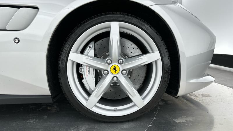 Used Ferrari GTC4Lusso 2018 for sale - 75084619: Photo 20