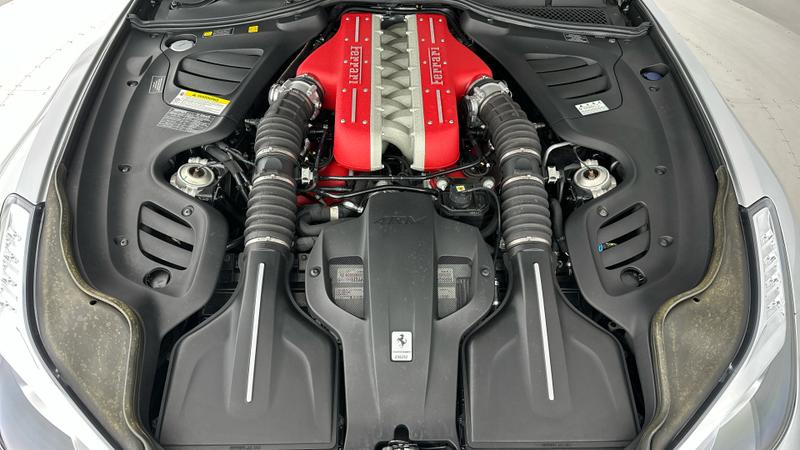 Used Ferrari GTC4Lusso 2018 for sale - 75084619: Photo 21