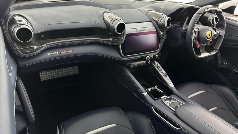Used Ferrari GTC4Lusso 2018 for sale - 75084619: Photo 24