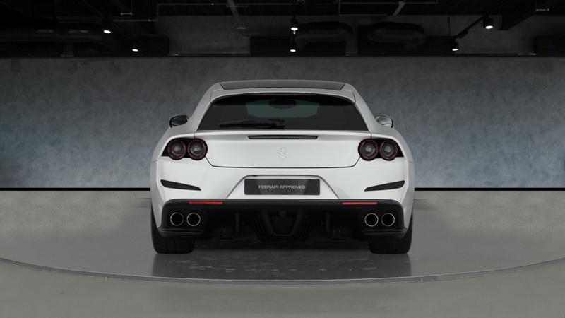 Used Ferrari GTC4Lusso 2018 for sale - 75084619: Photo 3