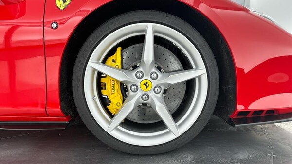 Used Ferrari F8 Spider 2022 for sale - 75113466: Photo 20