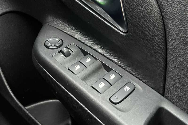 Used Vauxhall Corsa 2023 for sale - 77333317: Photo 16