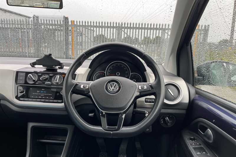 Used Volkswagen up! 2018 for sale - 76286502: Photo 11