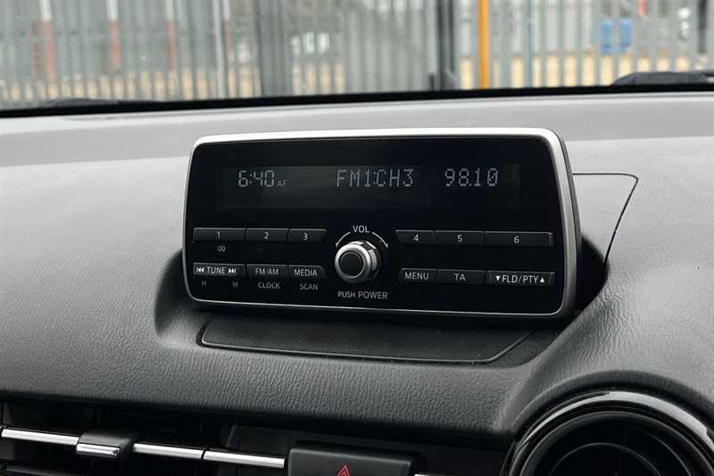 Used Mazda Mazda2 2015 for sale - 76515109: Photo 18