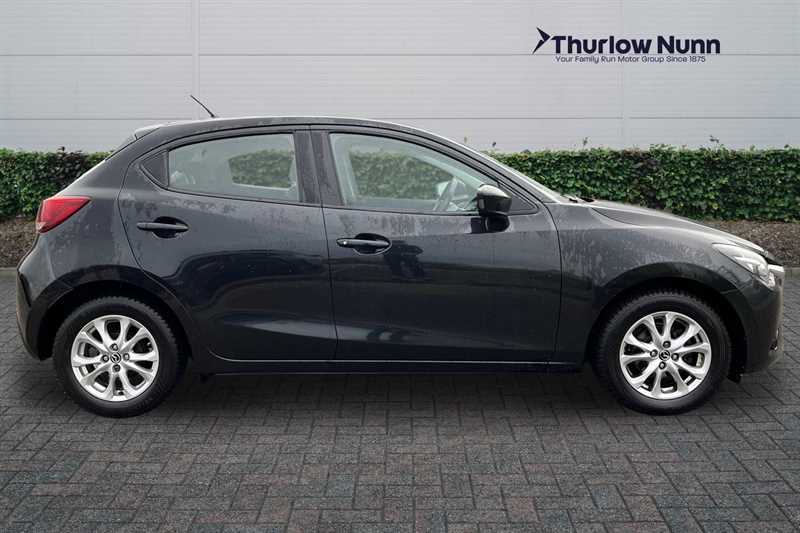 Used Mazda Mazda2 2015 for sale - 76515109: Photo 2
