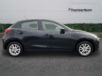 Used Mazda Mazda2 2015 for sale - 76515109: Photo