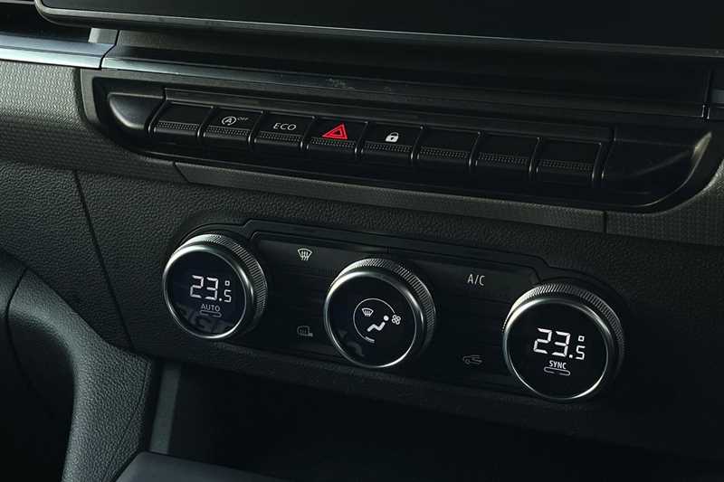 Used Nissan Other 2023 for sale - 77740277: Photo 15