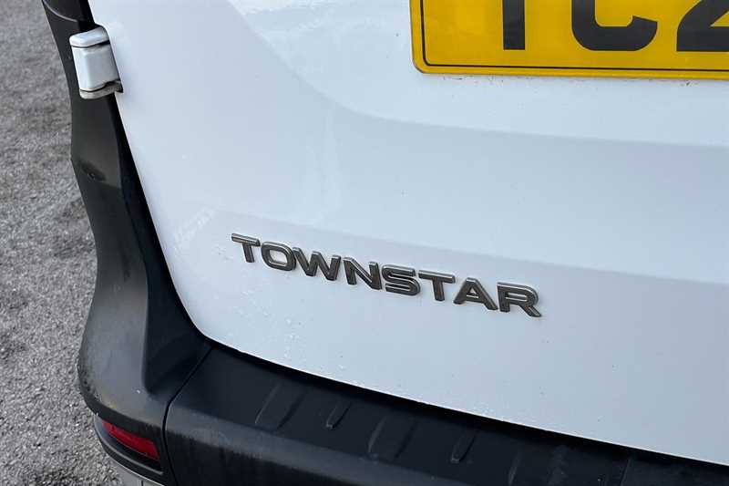 Used Nissan Other 2023 for sale - 77740277: Photo 26