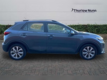 Used Kia Stonic 2022 for sale - 76191288: Photo