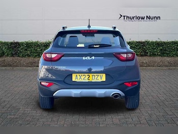 Used Kia Stonic 2022 for sale - 76191288: Photo