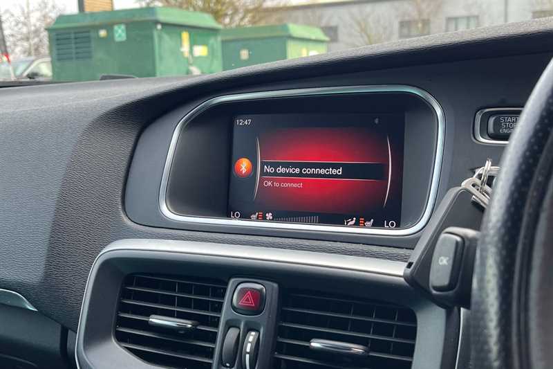 Used Volvo V40 2018 for sale - 77755789: Photo 17