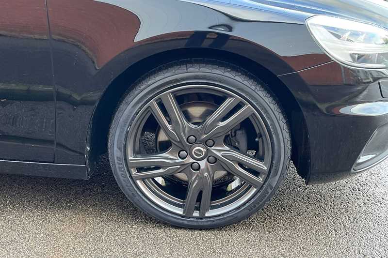 Used Volvo V40 2018 for sale - 77755789: Photo 38