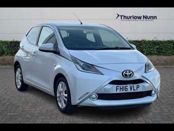 2016 - 1.0 VVT-i x-pure Hatchback 5dr Petrol Manual Euro 6 (68 ps)