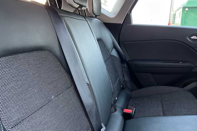 Used Renault Captur 2022 for sale - 77841813: Photo 23