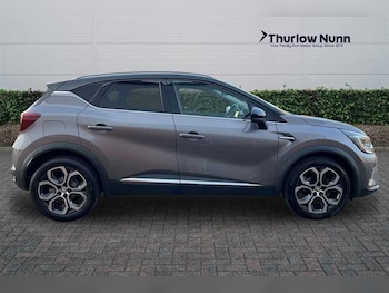 Used Renault Captur 2022 for sale - 77841813: Photo