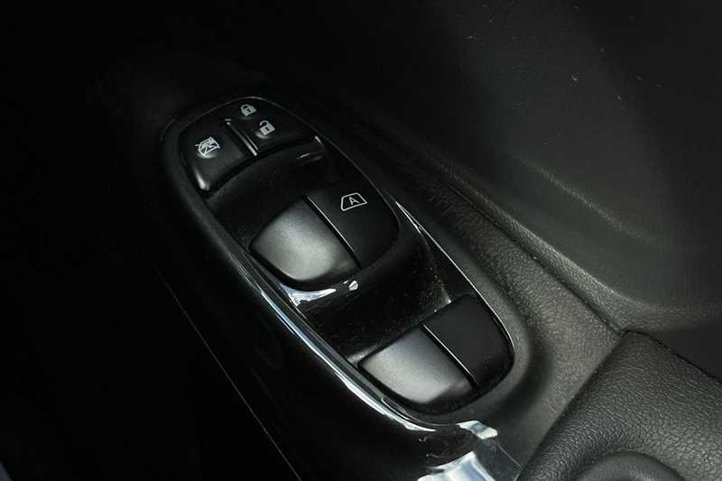 Used Nissan Juke 2018 for sale - 76155283: Photo 16