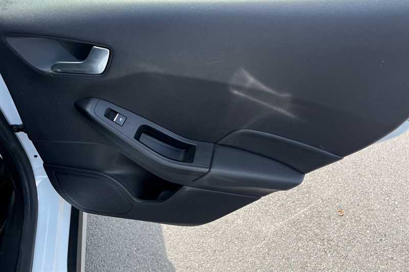 Used Ford Fiesta 2020 for sale - 77146811: Photo 43