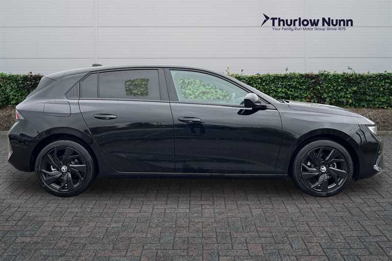 Used Vauxhall Astra 2025 for sale - 76999937: Photo 2