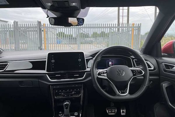 Used Volkswagen T-Roc 2023 for sale - 76087041: Photo 12