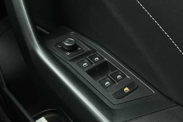Used Volkswagen T-Roc 2023 for sale - 76087041: Photo 16