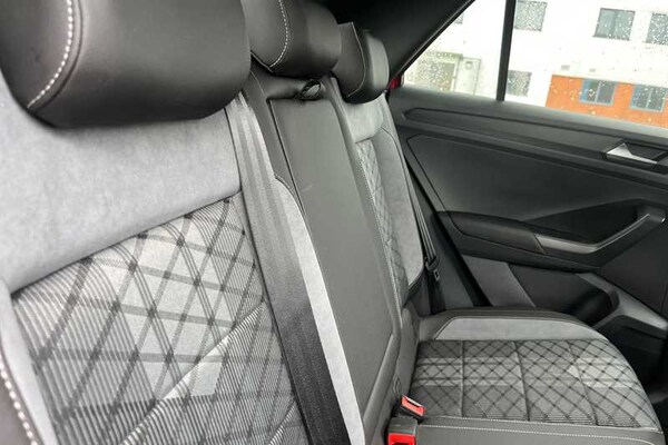 Used Volkswagen T-Roc 2023 for sale - 76087041: Photo 23