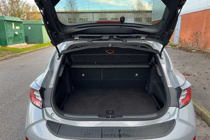 Used Toyota Corolla 2020 for sale - 76773584: Photo 24