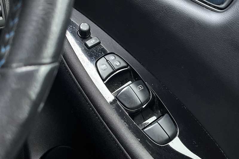 Used Nissan Leaf 2023 for sale - 76515101: Photo 16