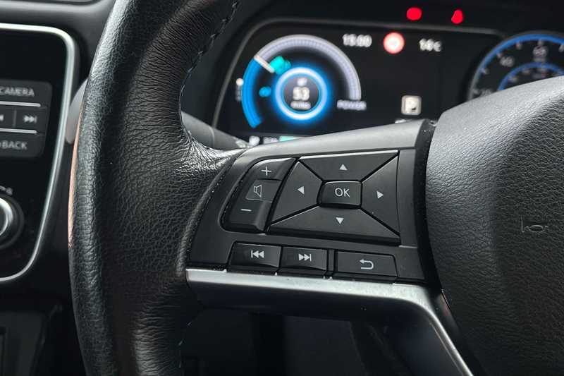 Used Nissan Leaf 2023 for sale - 76515101: Photo 21