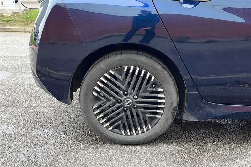 Used Nissan Leaf 2023 for sale - 76515101: Photo 9