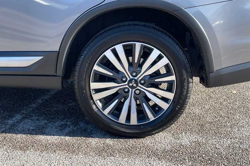 Used Mitsubishi Outlander 2020 for sale - 76754843: Photo 10