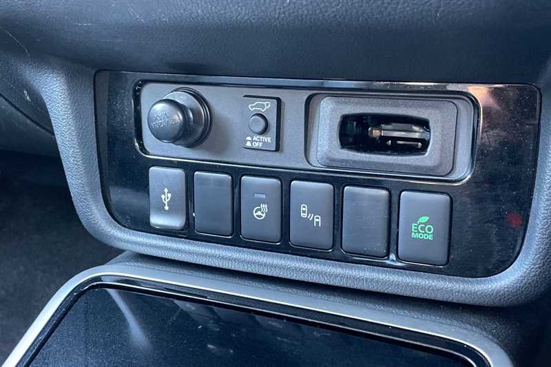 Used Mitsubishi Outlander 2020 for sale - 76754843: Photo 27