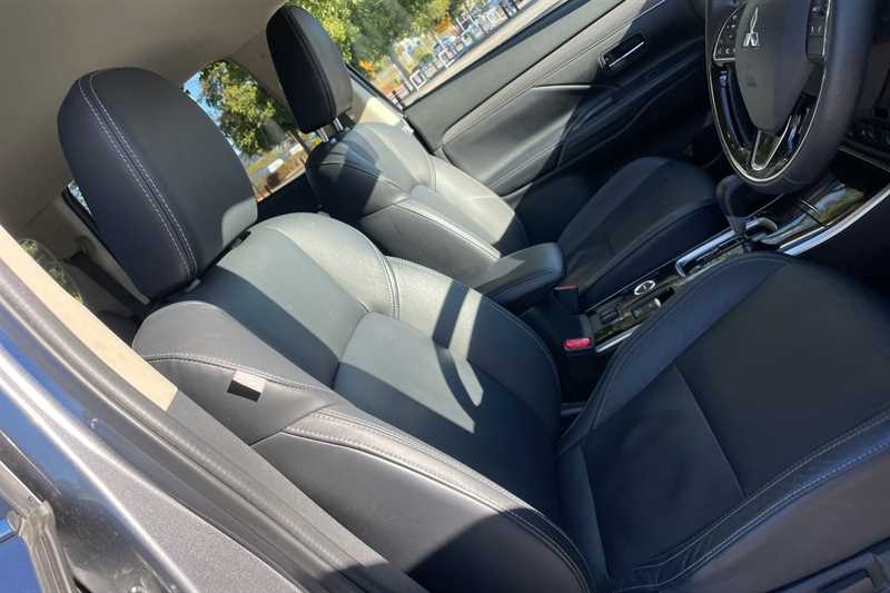 Used Mitsubishi Outlander 2020 for sale - 76754843: Photo 43