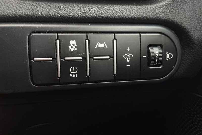 Used Kia Ceed 2022 for sale - 76773636: Photo 26