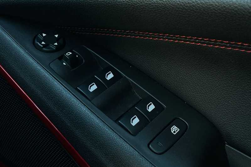 Used Vauxhall Crossland 2021 for sale - 76999921: Photo 16