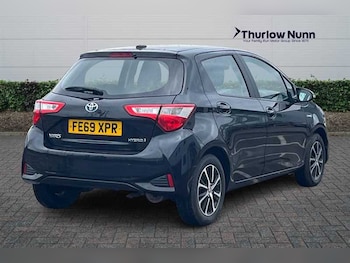Used Toyota Yaris 2019 for sale - 78798968: Photo
