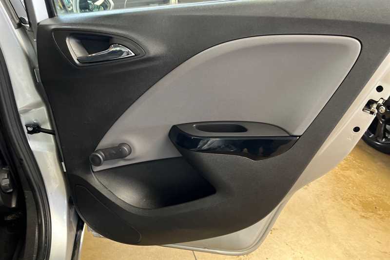 Used Vauxhall Corsa 2015 for sale - 77726334: Photo 46