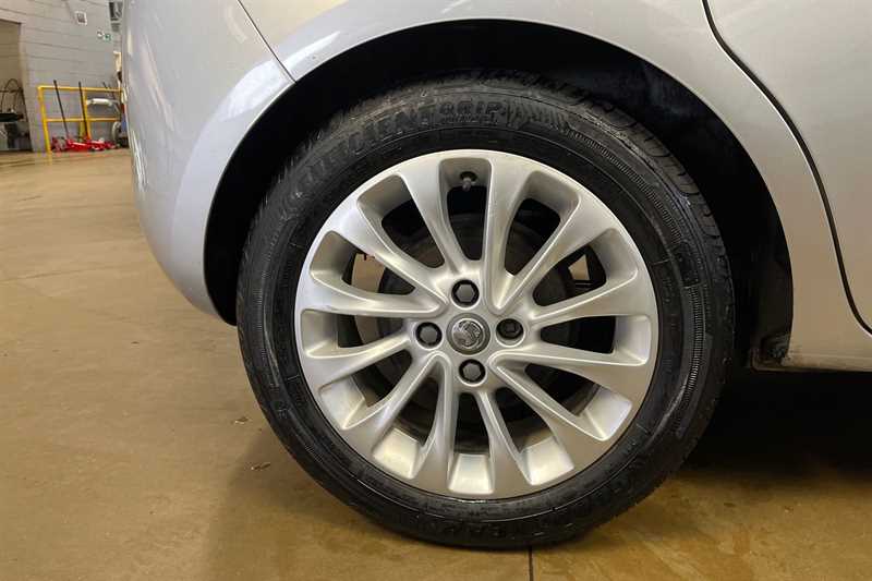 Used Vauxhall Corsa 2015 for sale - 77726334: Photo 9