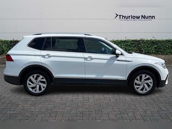 Used Volkswagen Tiguan Allspace 2023 for sale - 75954899: Photo