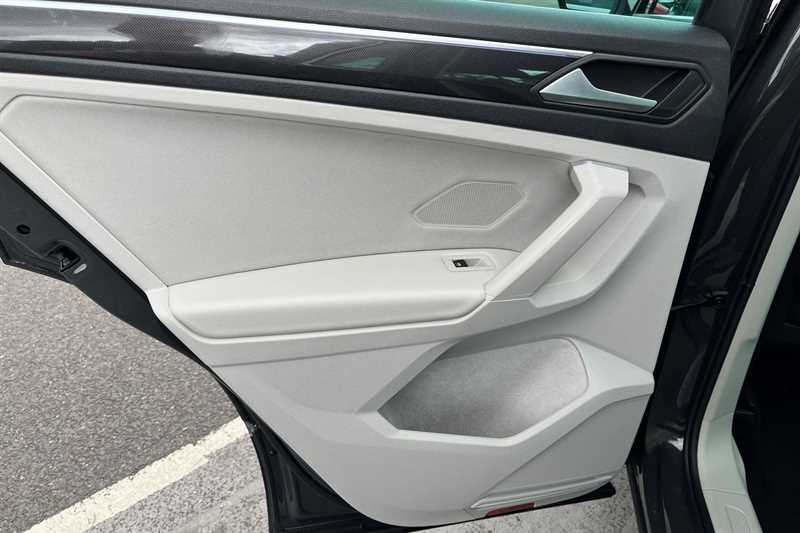 Used Volkswagen Tiguan 2022 for sale - 76169126: Photo 29