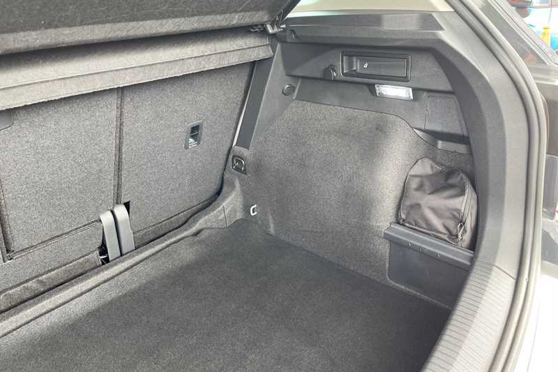 Used Volkswagen Tiguan 2022 for sale - 76169126: Photo 37