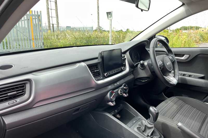 Used Kia Stonic 2022 for sale - 76773567: Photo 13
