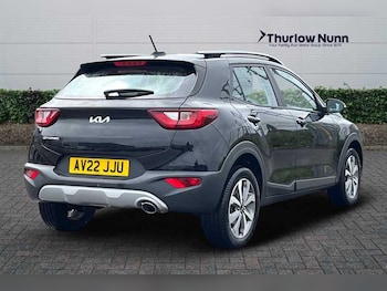 Used Kia Stonic 2022 for sale - 76773567: Photo