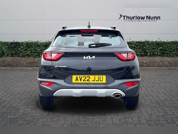 Used Kia Stonic 2022 for sale - 76773567: Photo