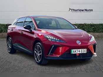 2025 - 64kWh Trophy Long Range Hatchback 5dr Electric Auto (203 ps)