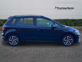 Used Volkswagen Golf SV 2020 for sale - 76372622: Photo